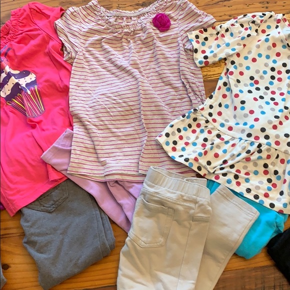 11 Piece Size 5 Lot - Picture 6 of 7